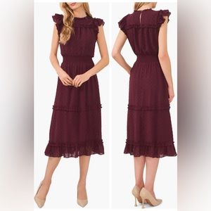 Clip Dot Flutter Sleeve Midi Dress